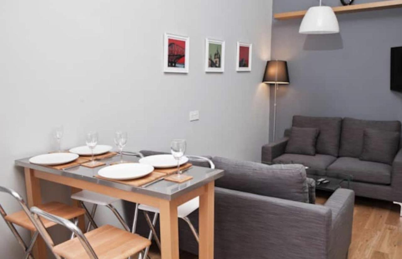 Royal Mile Apartment إدنبرة المظهر الخارجي الصورة